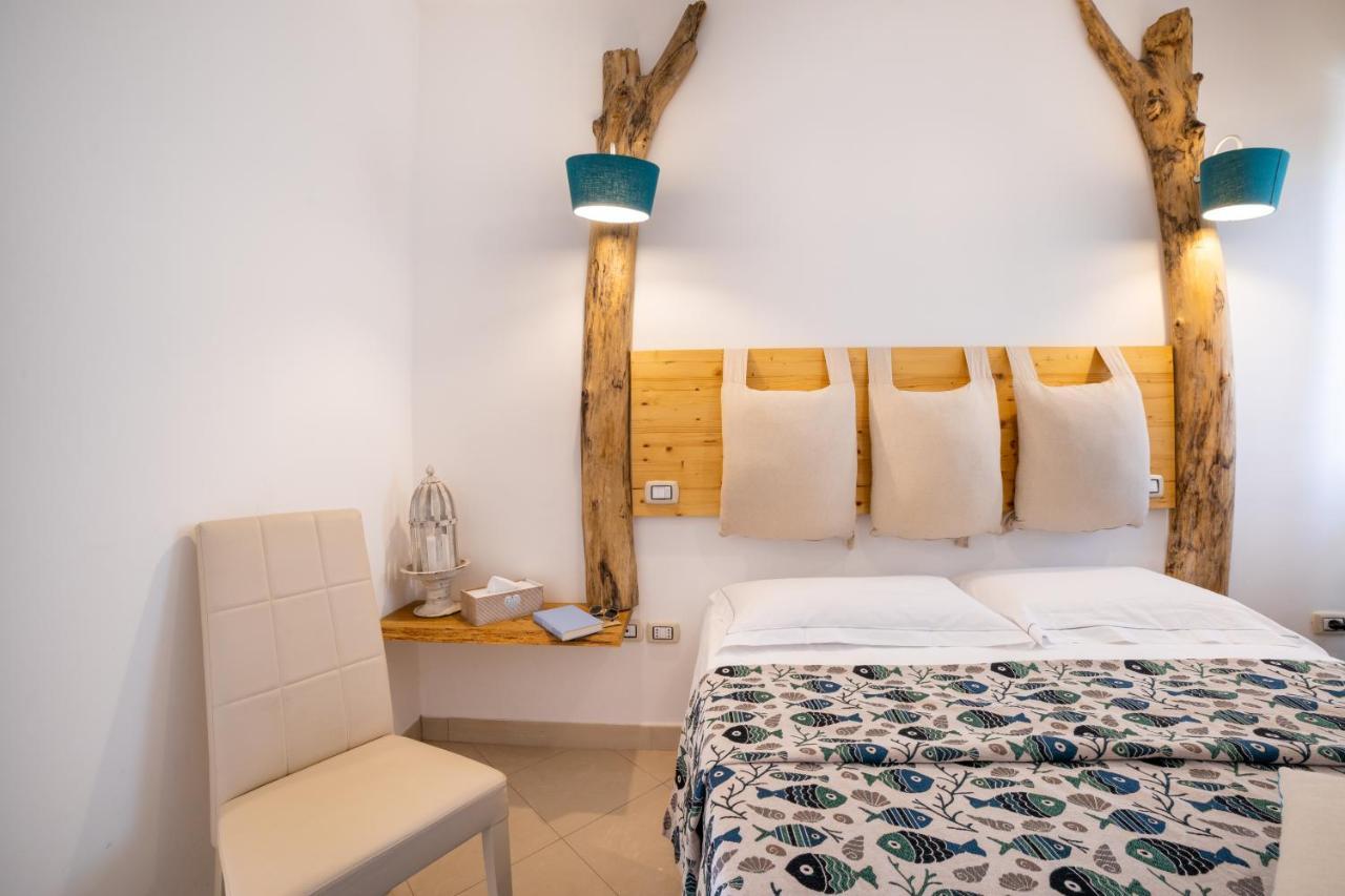 Love & Fama Hotel Sabaudia Dış mekan fotoğraf