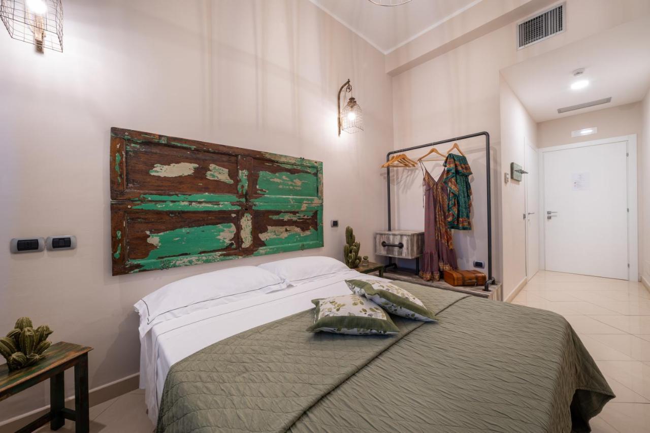 Love & Fama Hotel Sabaudia Dış mekan fotoğraf