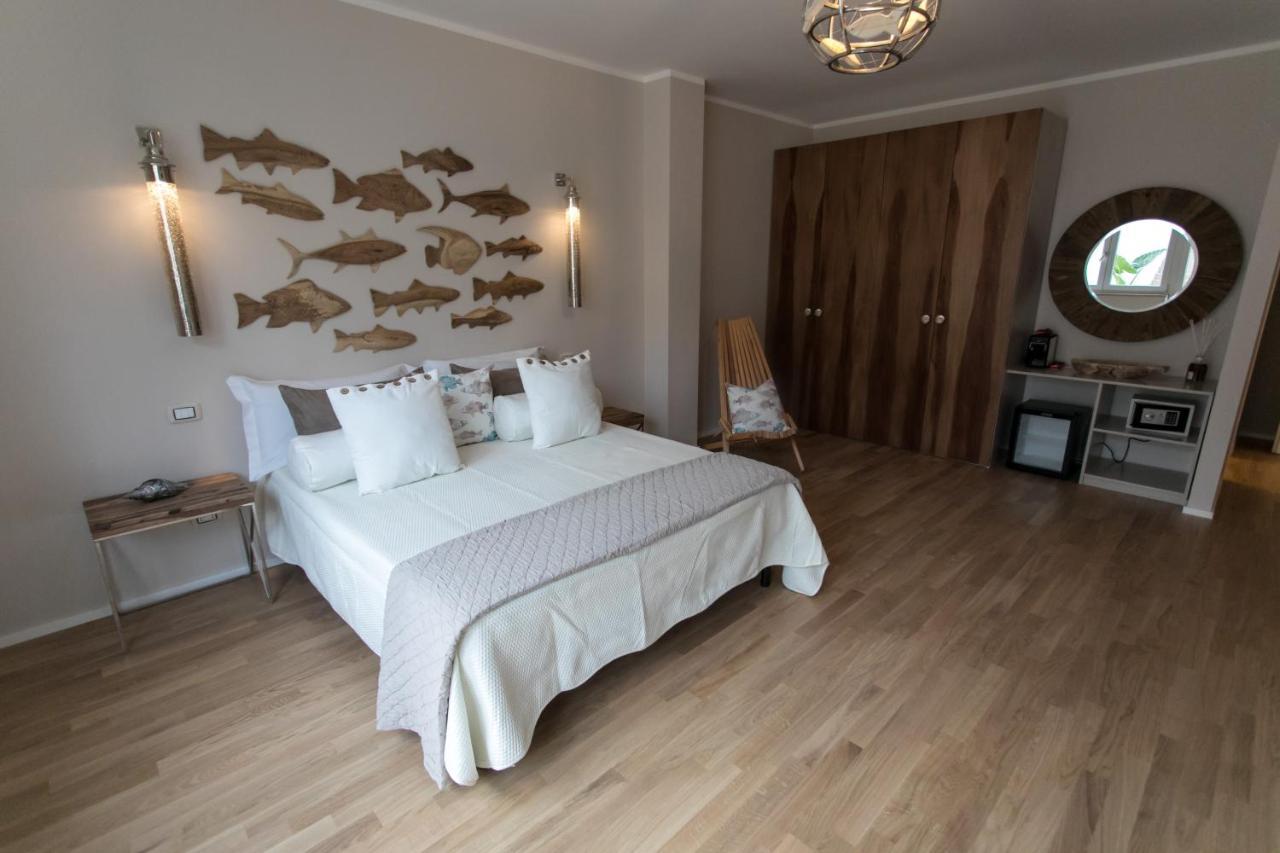 Love & Fama Hotel Sabaudia Dış mekan fotoğraf